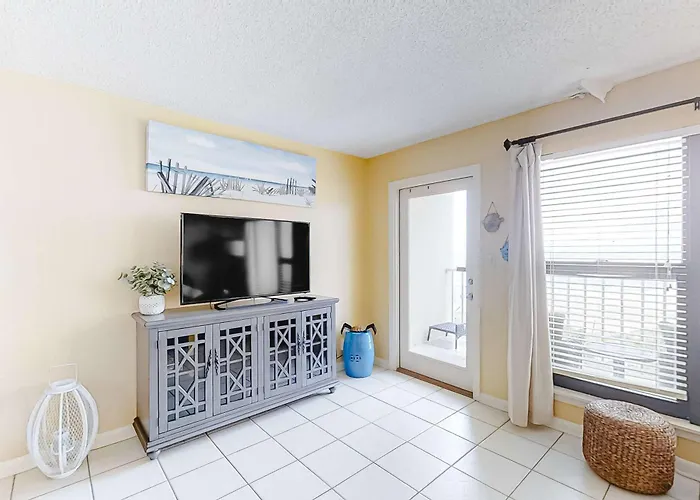Holiday home Corner W Amazing Gulf-front Views Balcony & Shared Pools Hot Tubs Gym
